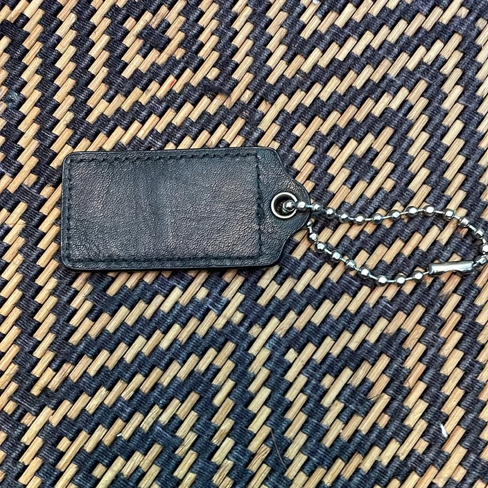 Vintage Y2K Coach LARGE hangtag black leather with nickel ballchain